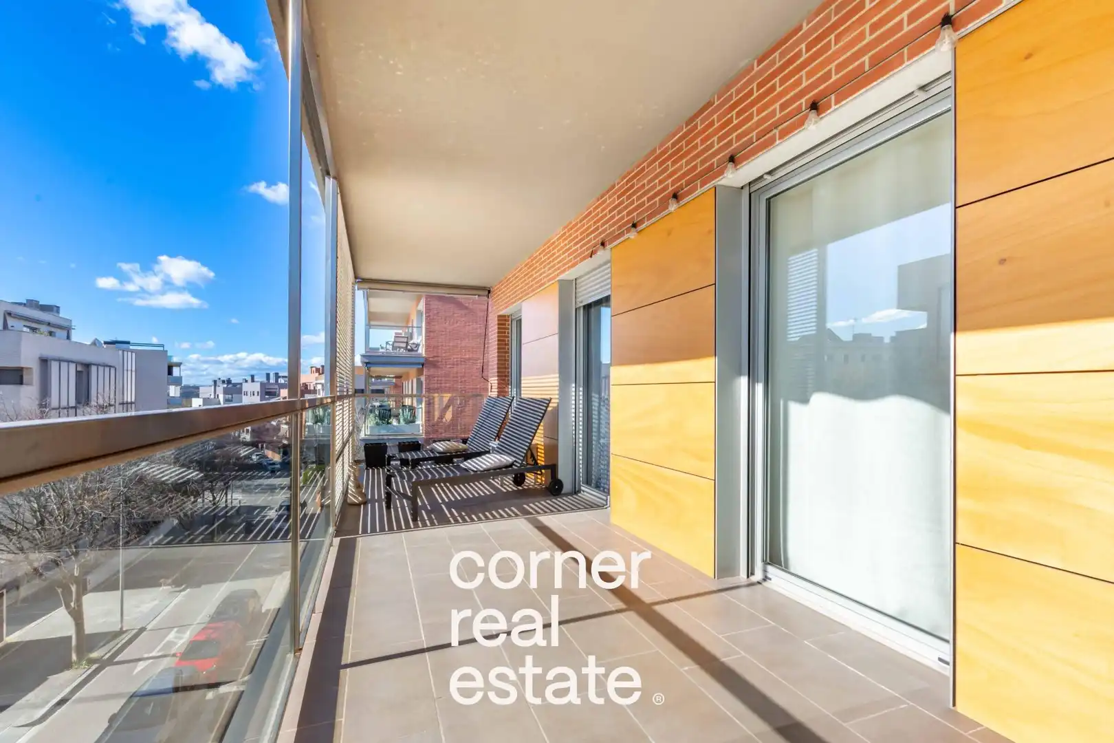 Exterior view of Flat for sale in Sant Cugat del Vallès  with Air Conditioner, Heating and Parquet flooring
