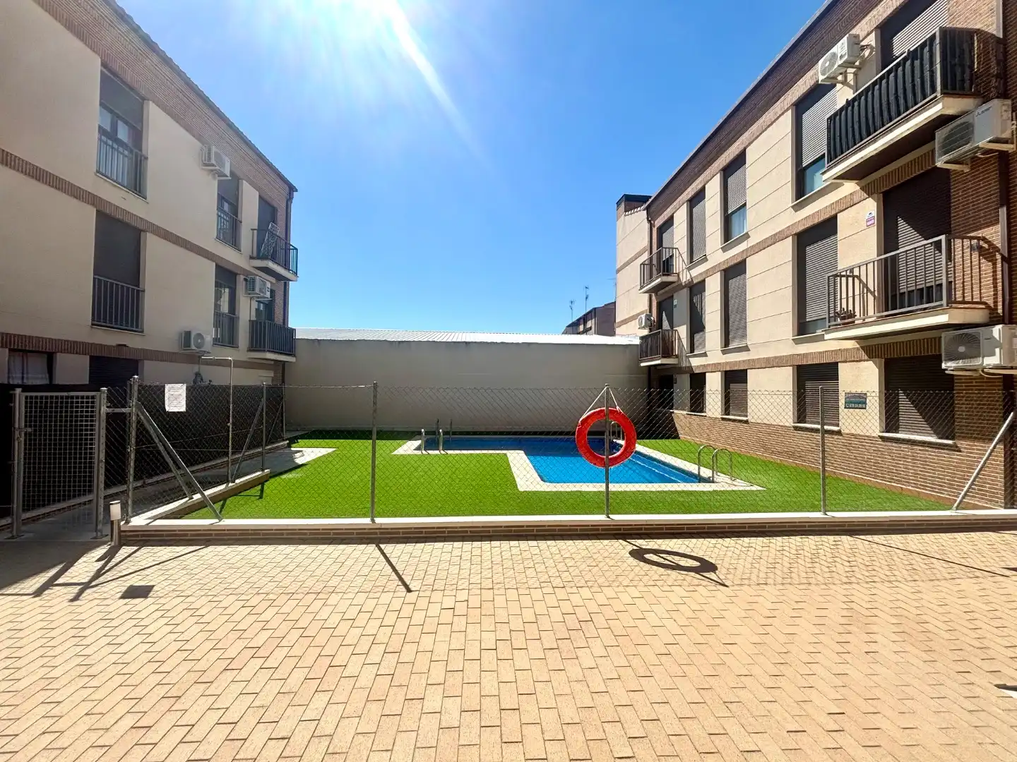 Swimming pool of Flat for sale in Mora  with Air Conditioner, Heating and Parquet flooring