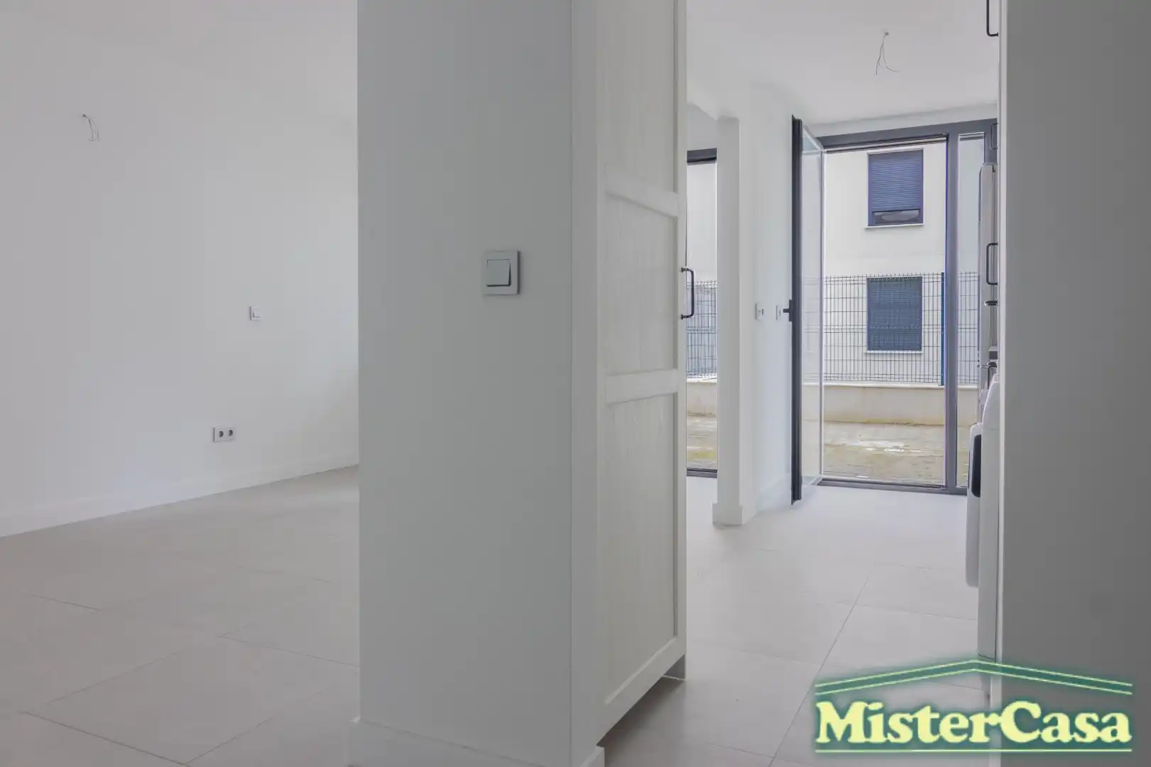 Wohnung zum Verkauf in Jerez de la Frontera mit Klimaanlage, Privatgarten und Terrasse