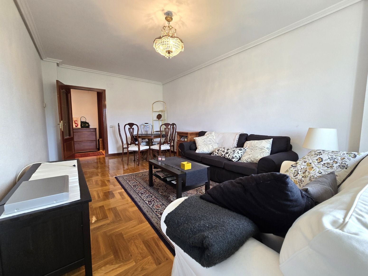 Sala de estar de Piso en venta en  Logroño con Calefacción, Parquet y Trastero