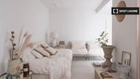 Bedroom of Flat to rent in  Madrid Capital  with Air Conditioner, Heating and Furnished