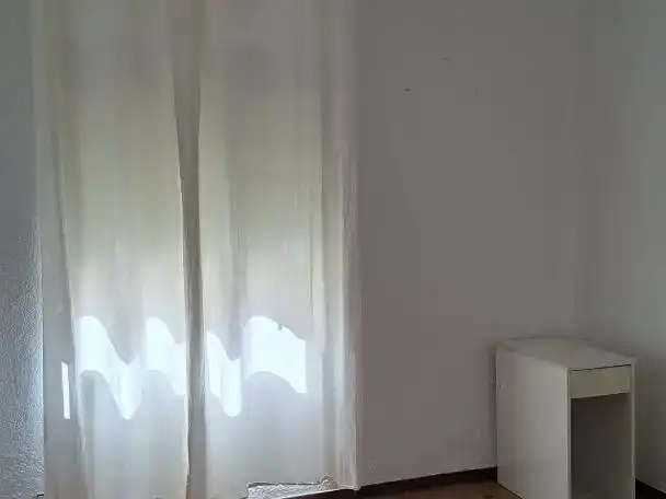Bedroom of Flat for sale in  Madrid Capital