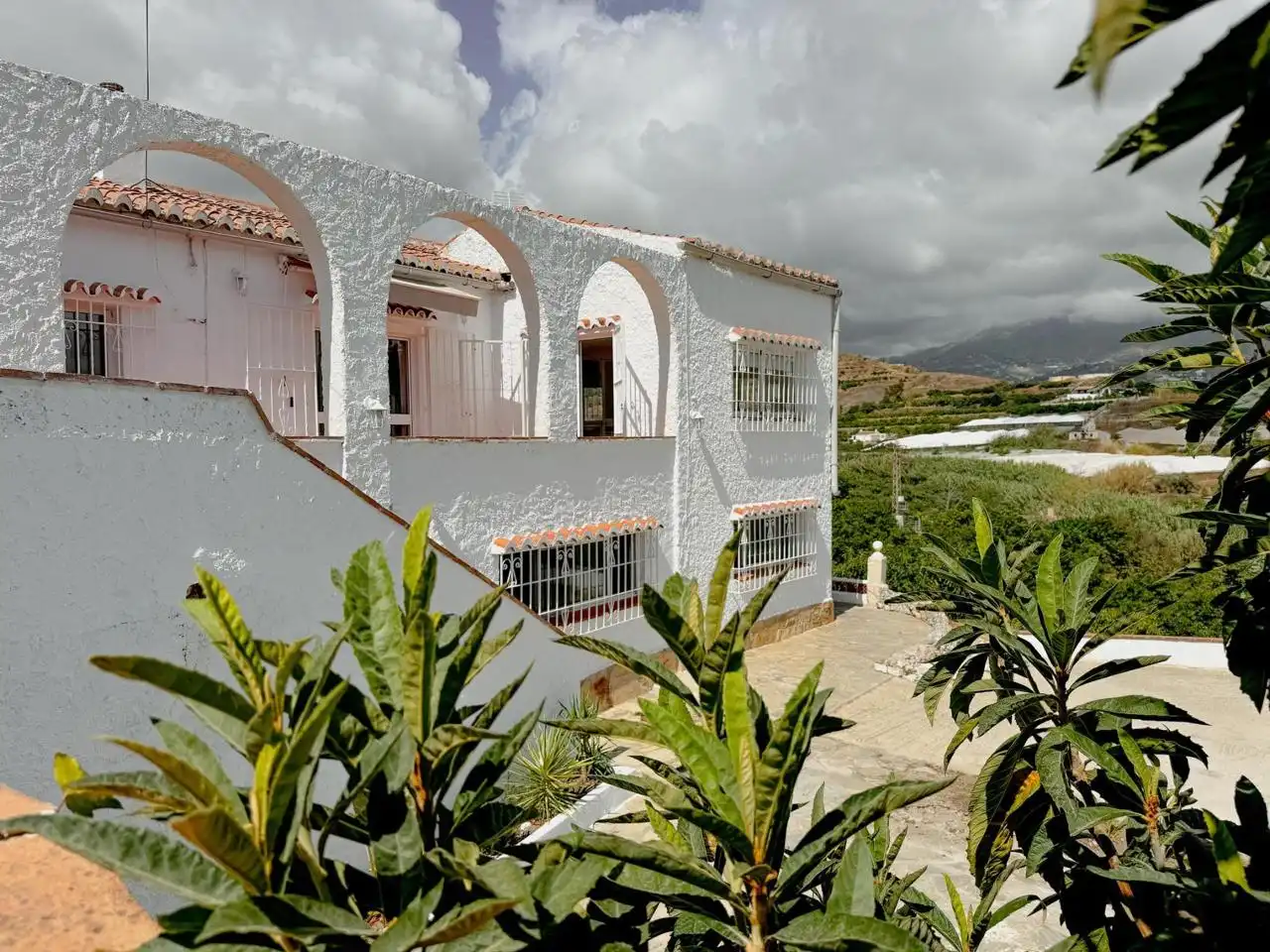 Vista exterior de Casa o chalet en venta en Nerja con Aire acondicionado, Jardín privado y Terraza
