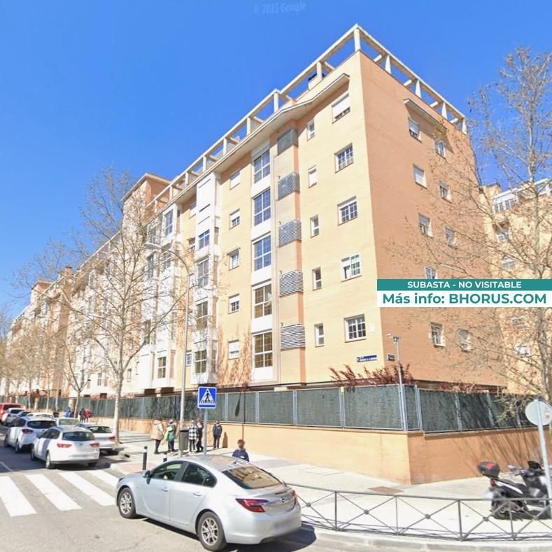 Vista exterior de Ático en venta en  Madrid Capital con Jardín privado y Piscina
