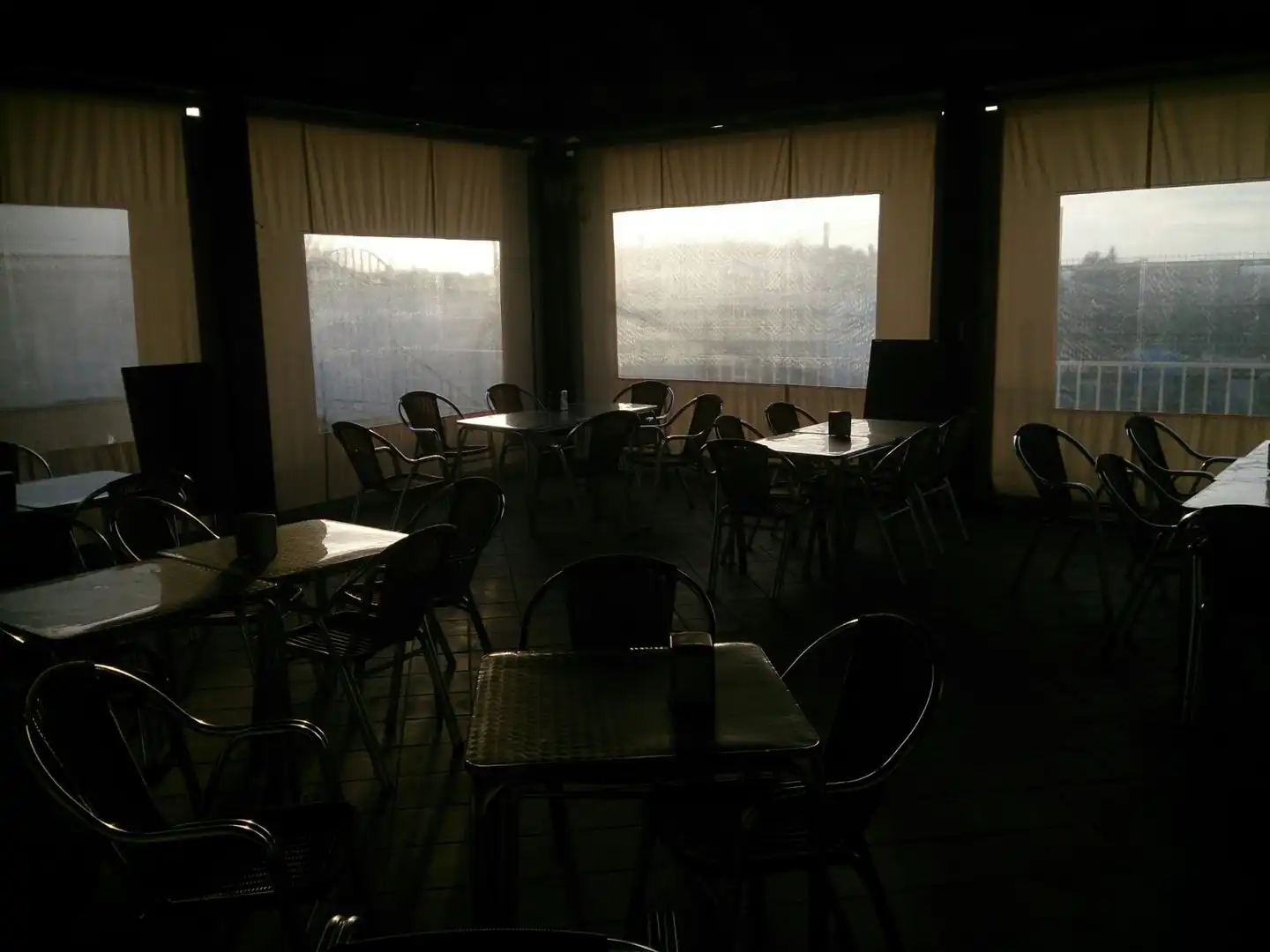 Local comercial en venta en Los Gallos, imagen 2