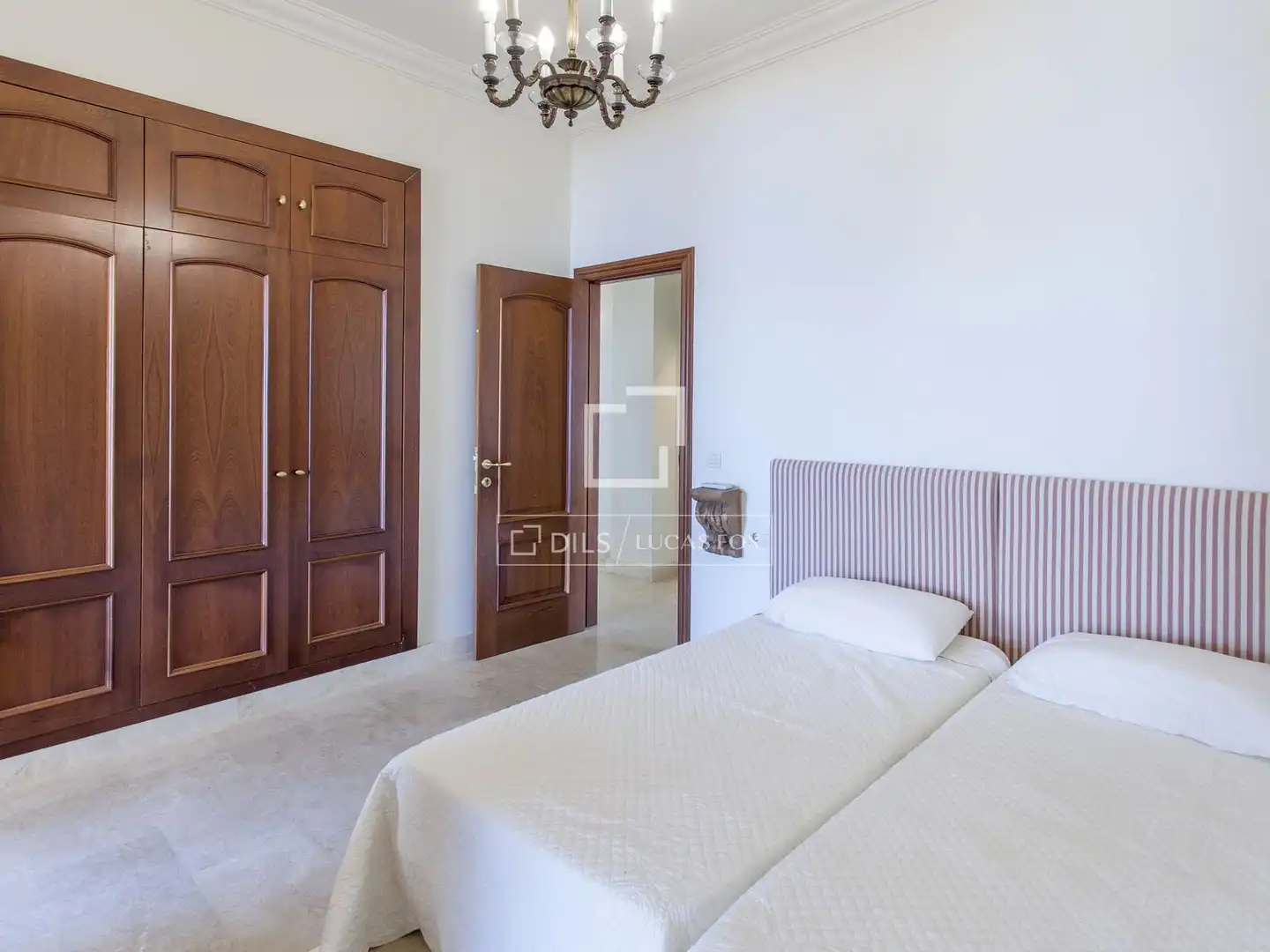Habitación de Casa o chalet en venta en Cullera con Aire acondicionado, Jardín privado y Piscina