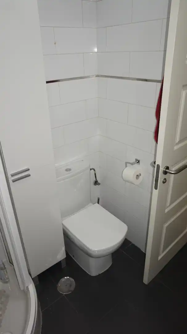 Badezimmer von Wohnung zum Verkauf in Madrid mit Klimaanlage, Heizung und Terrasse