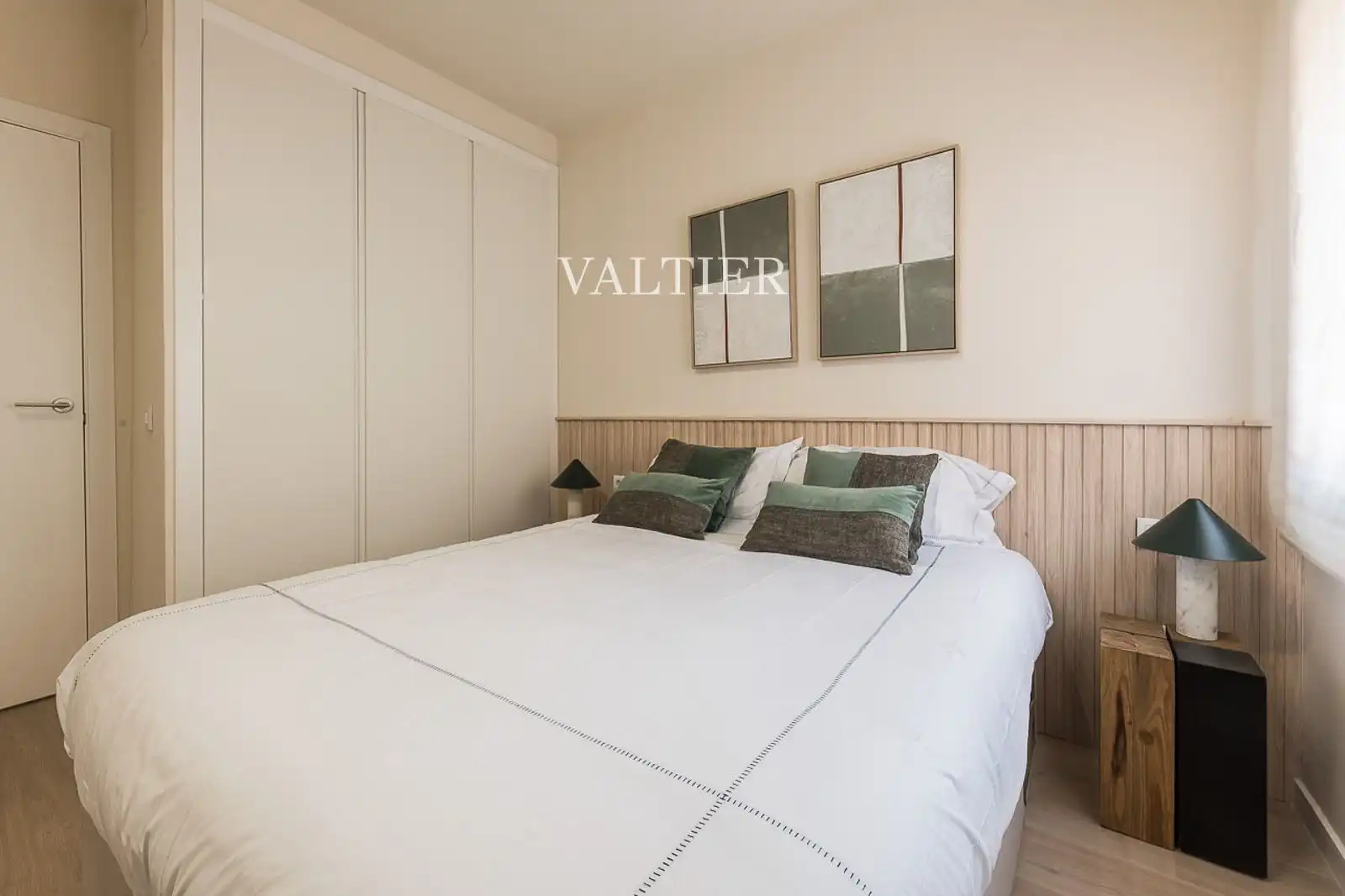 Schlafzimmer von Wohnung zur Miete in Madrid mit Klimaanlage, Terrasse und Möbliert