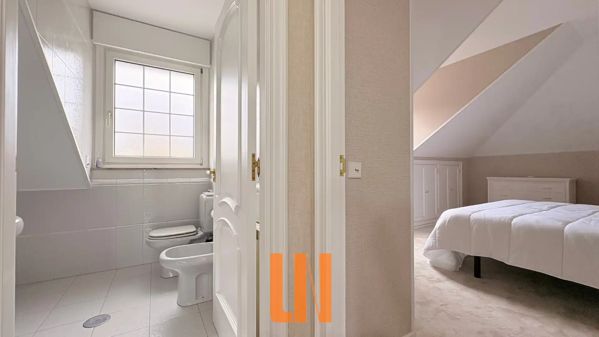 Baño de Casa o chalet en venta en A Coruña Capital  con Calefacción, Jardín privado y Parquet