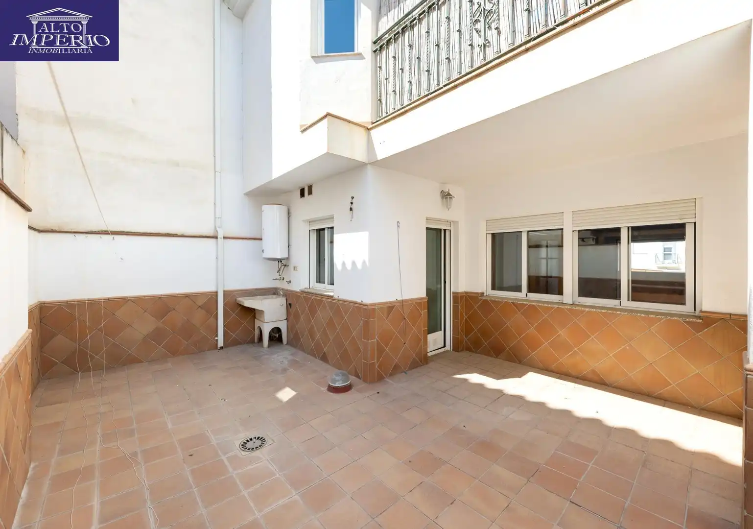 Terraced house with terrace for sale in San Antón, imagen 10