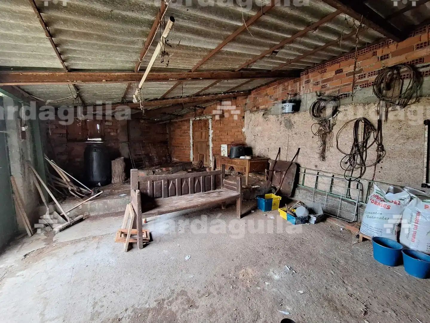 Finca rústica en venta en Castellanos de Villiquera con Calefacción, Jardín privado y Trastero