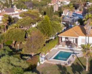 Vista exterior de Casa o xalet en venda en Chipiona amb Terrassa i Piscina