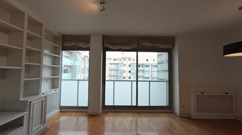 Foto 5 de Piso en venta en De María de Portugal, Sanchinarro, Madrid Capital