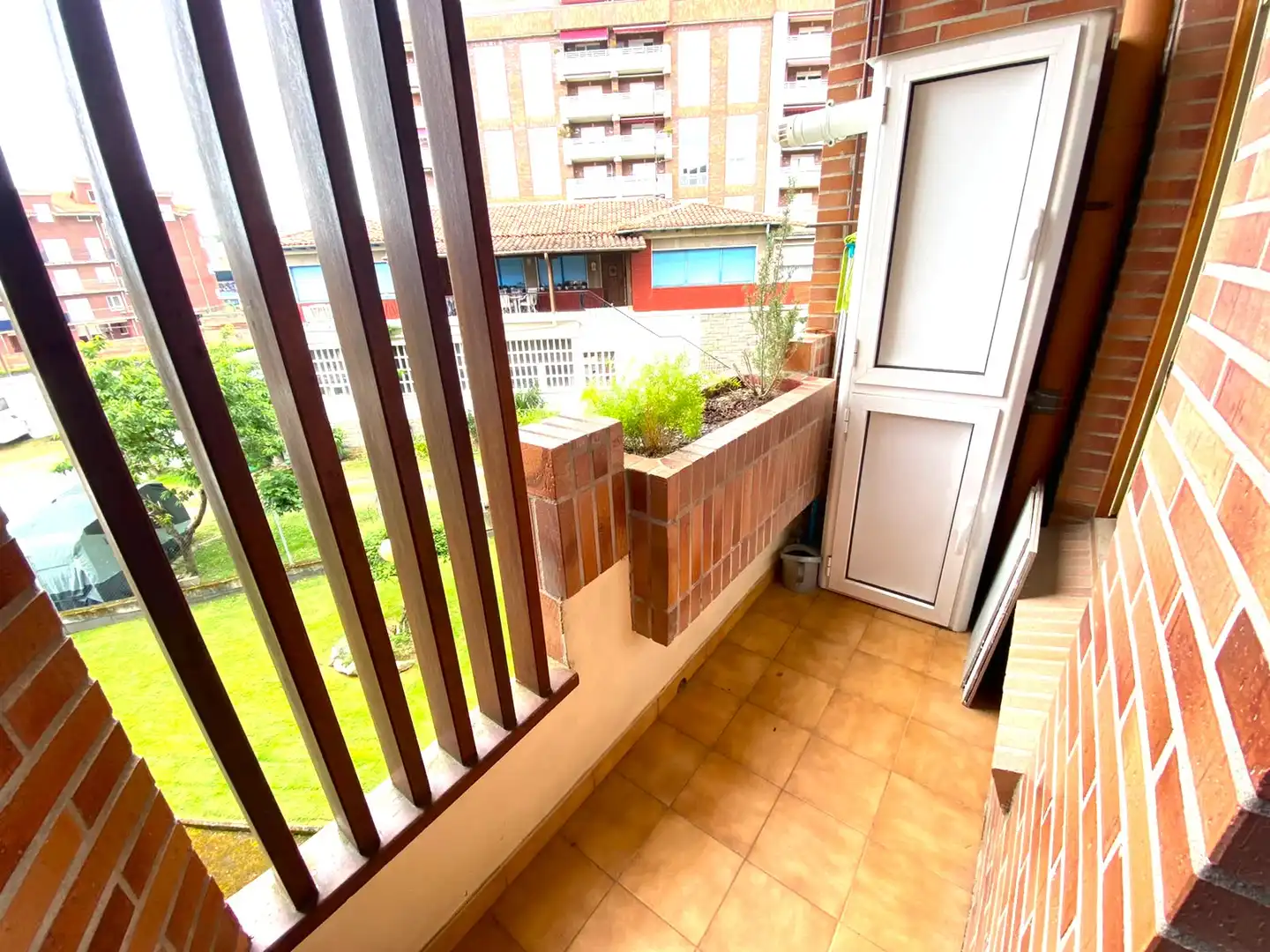 Balcony of Flat for sale in Castro-Urdiales  with Heating, Parquet flooring and Terrace