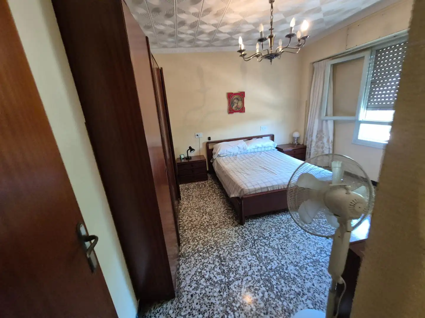 Dormitori de Casa o xalet en venda en Elda amb Jardí privat, Terrassa i Traster