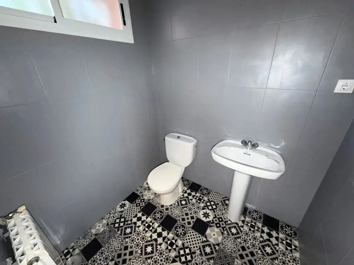 Bathroom of Detached homes for sale in Alcalá de Henares