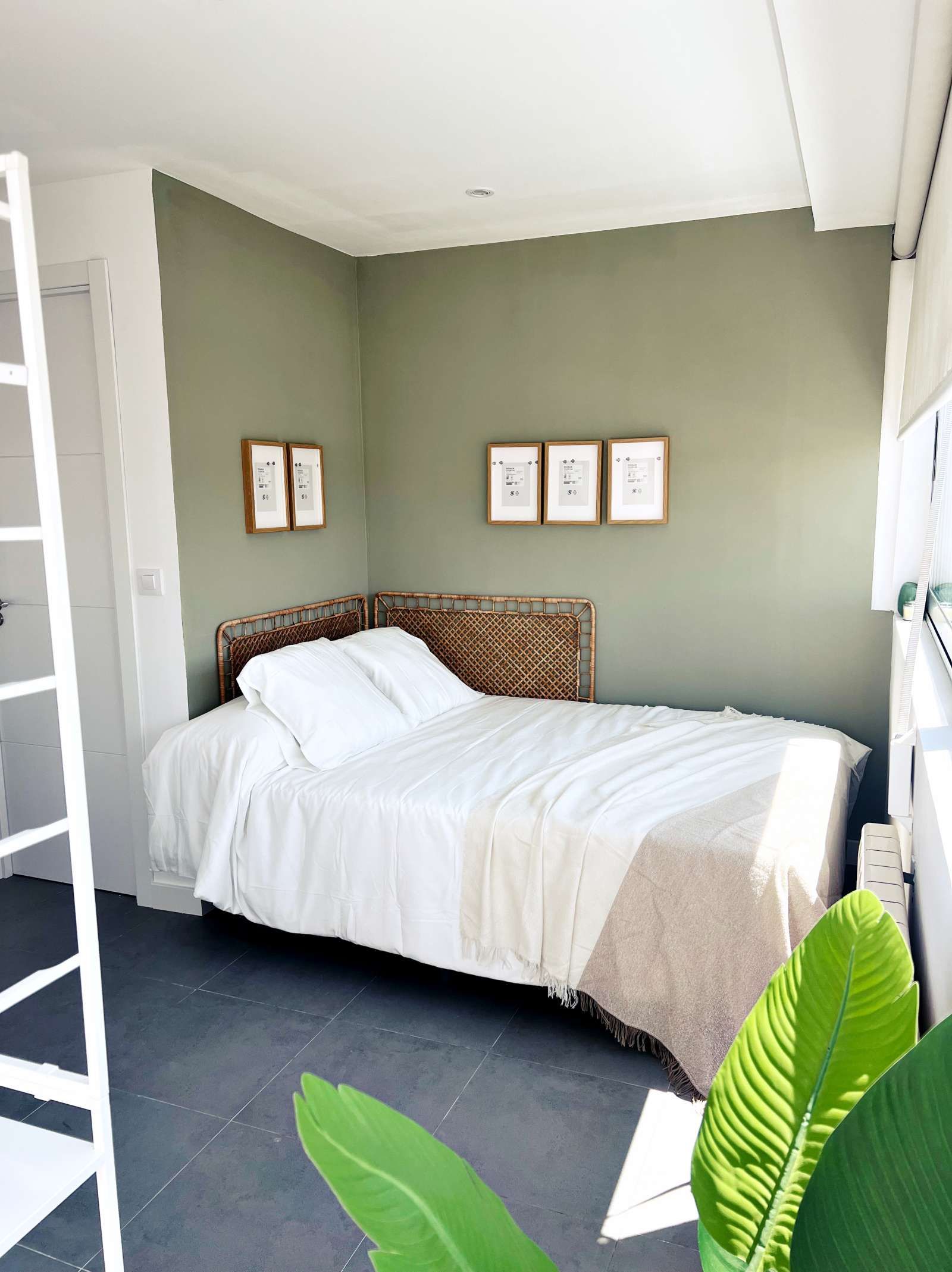 Bedroom of Flat to share in  Madrid Capital  with Air Conditioner and Terrace