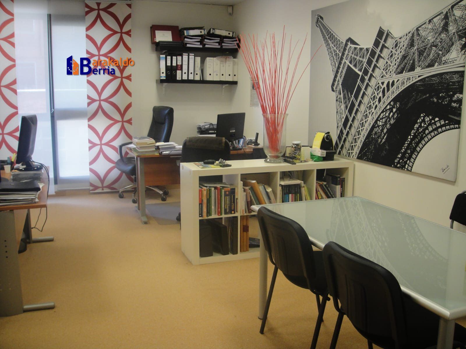 Oficina en venda en Barakaldo  amb Moblat