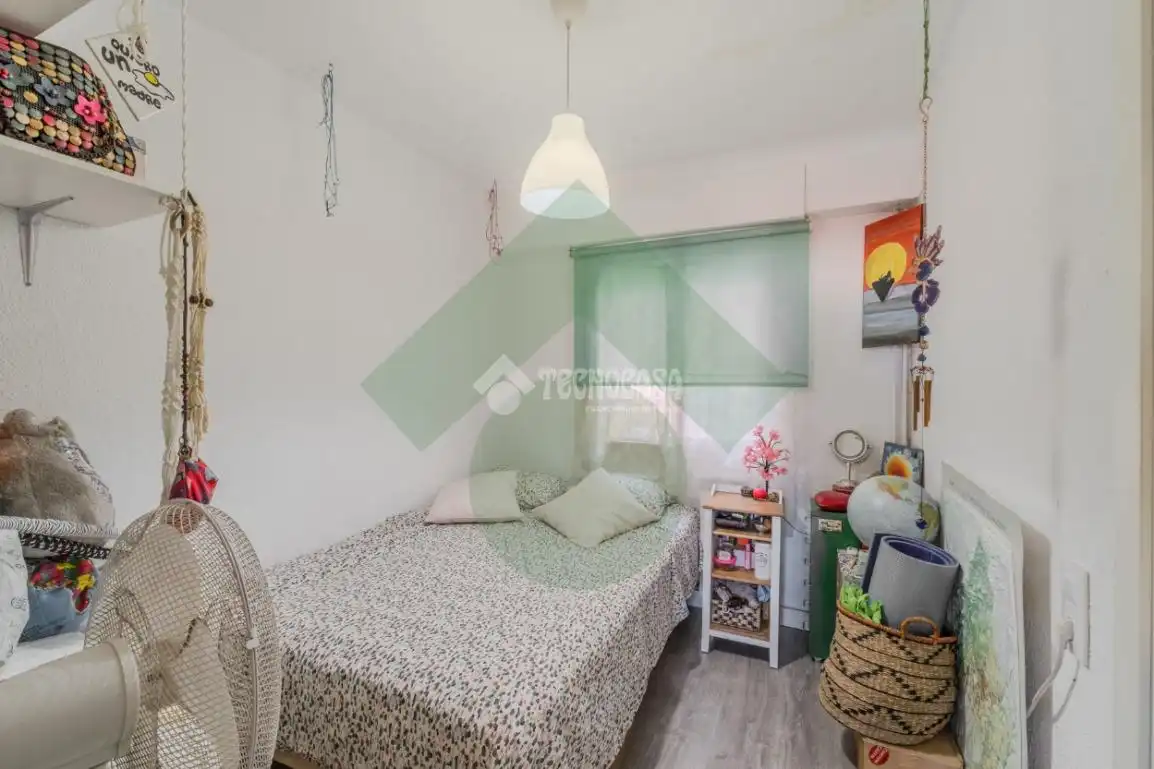 Habitación de Piso en venta en Madrid con Calefacción