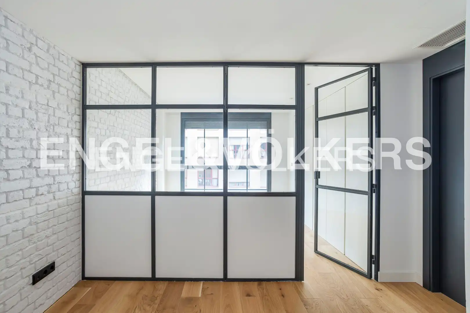 Piso de alquiler en Madrid con Aire acondicionado, Calefacción y Jardín privado