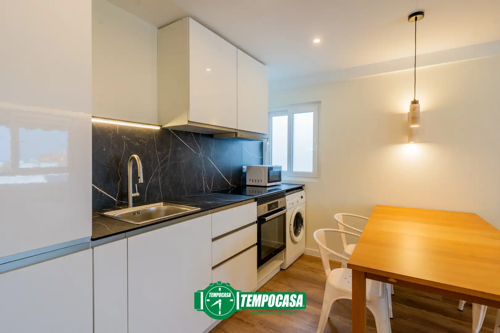 Cocina de Piso de alquiler en Valencia con Aire acondicionado, Calefacción y Amueblado