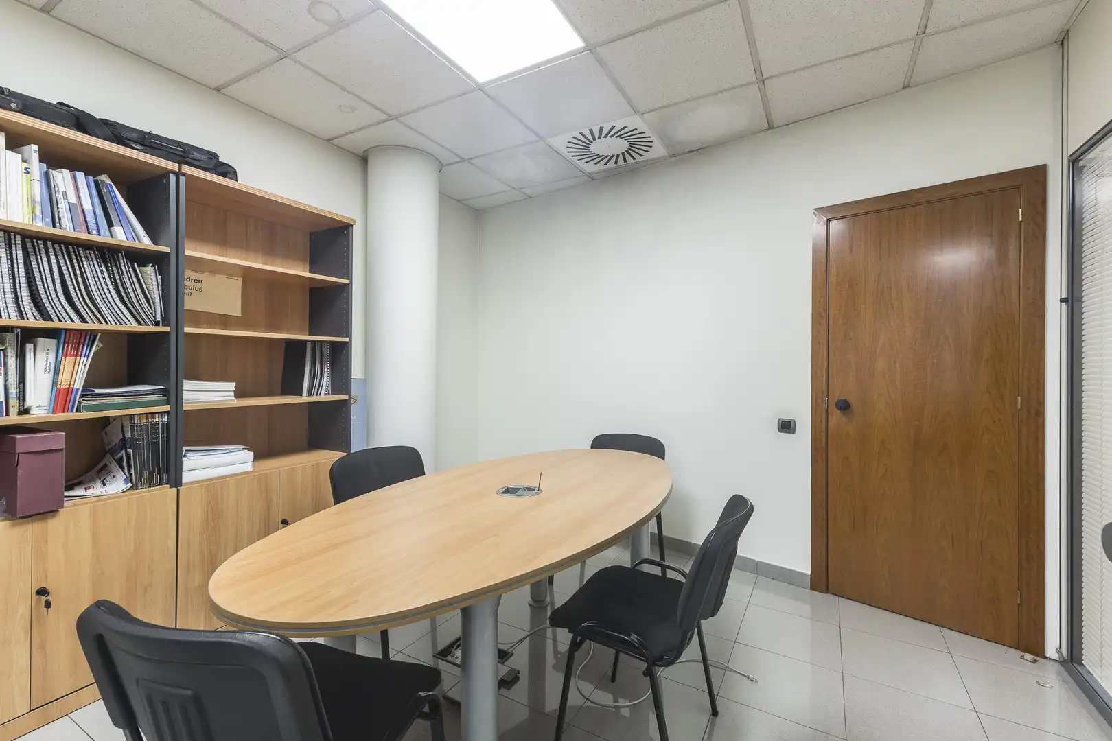Oficina de alquiler en Sant Martí