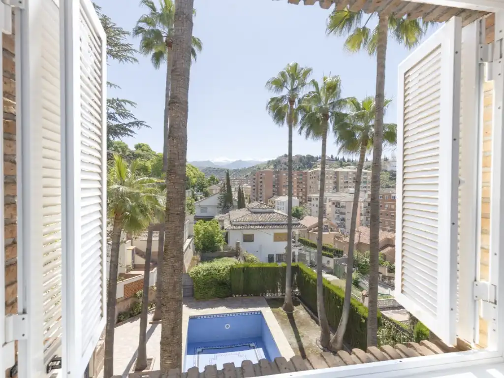 Exterior view of Houses for sale in Granada