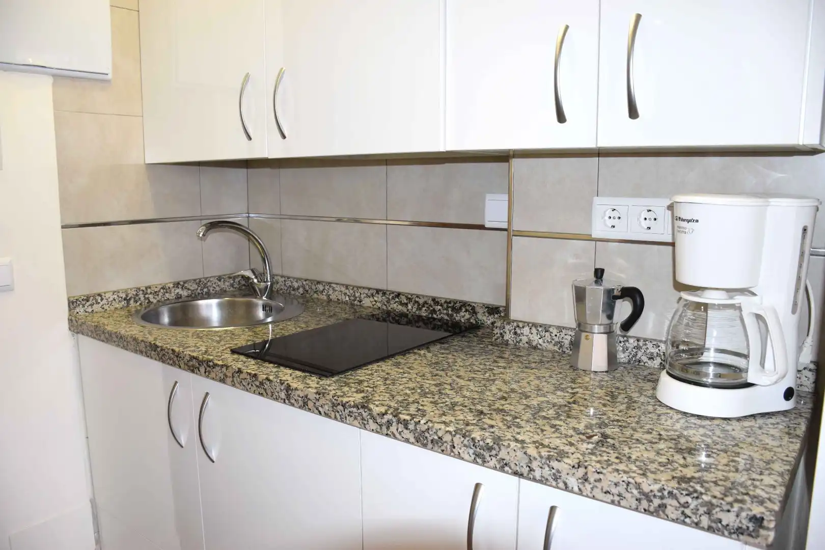 Monolocale con piscina in vendita a Torre del Mar, imagen 13