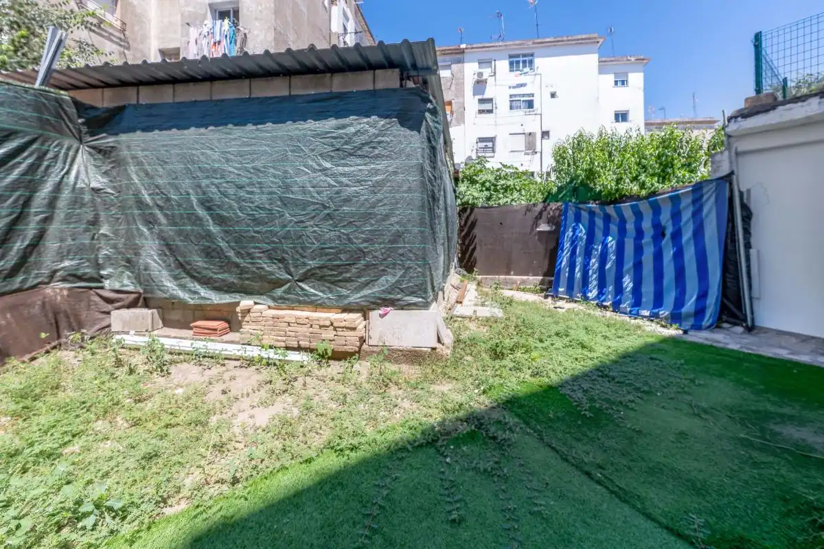 Planta baja en venta en Sevilla con Calefacción