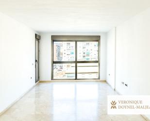 Living room of Flat for sale in Málaga Capital  with Air Conditioner, Terrace and Storage room