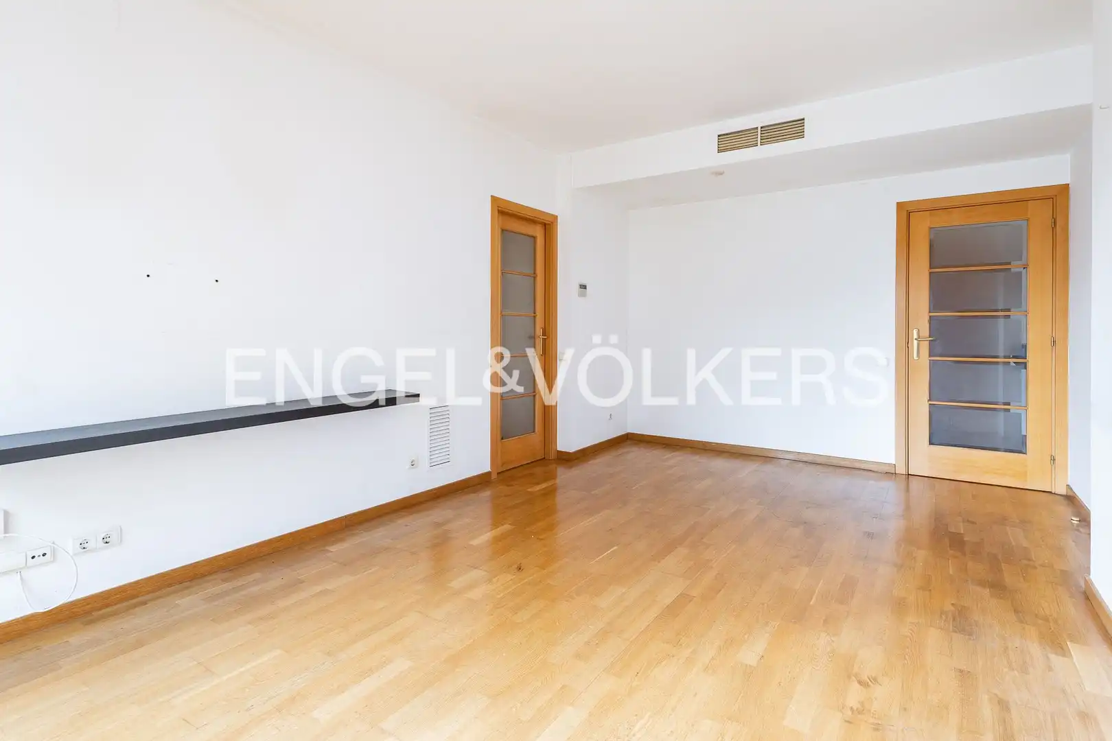 Living room of Flat for sale in Mataró  with Air Conditioner, Heating and Parquet flooring