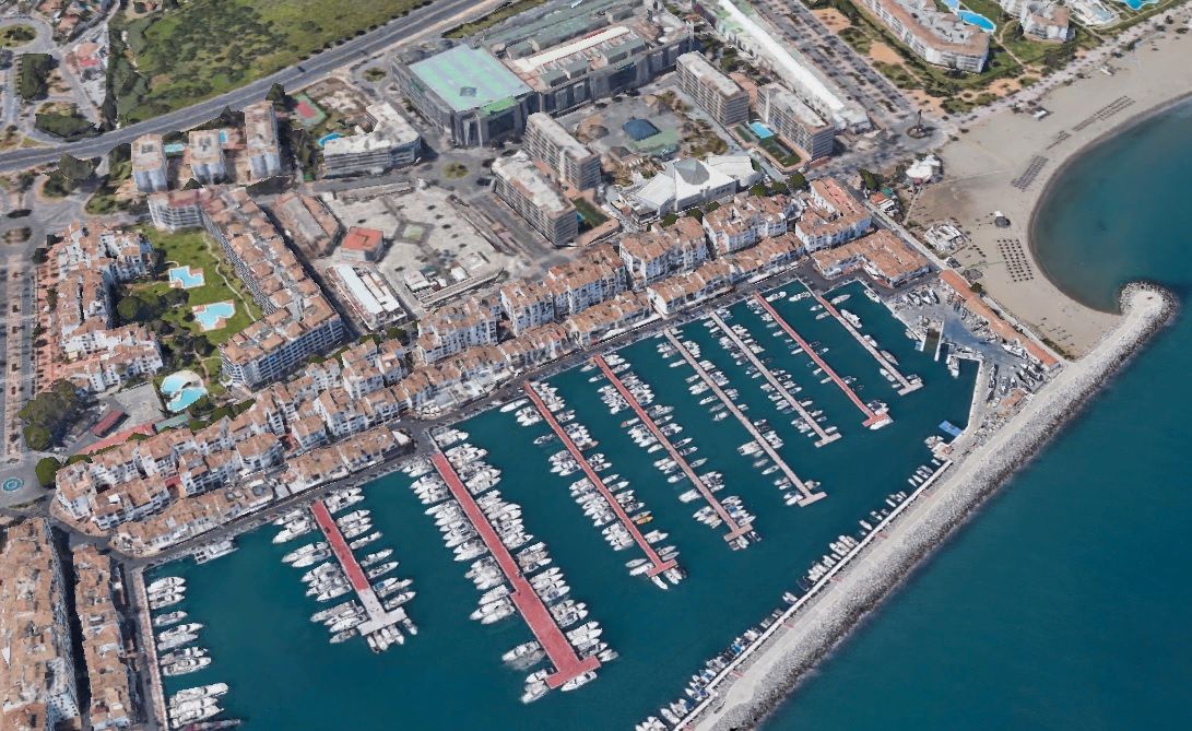 Piso en venta en Puerto Banús, Nueva Andalucía