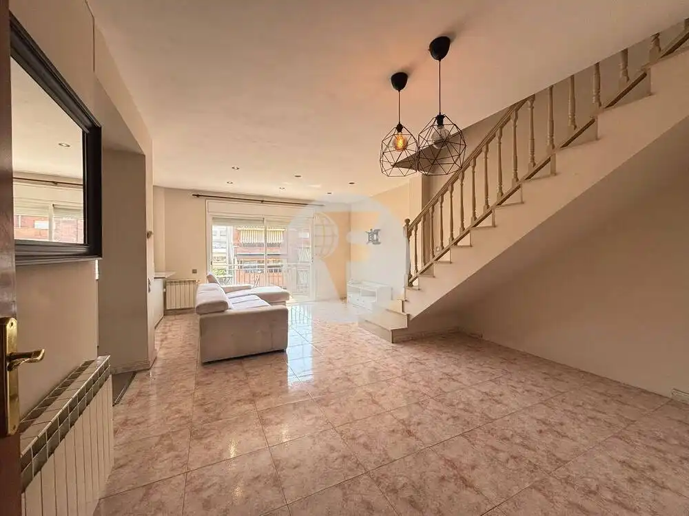 Living room of Flat for sale in Les Franqueses del Vallès  with Air Conditioner, Heating and Terrace