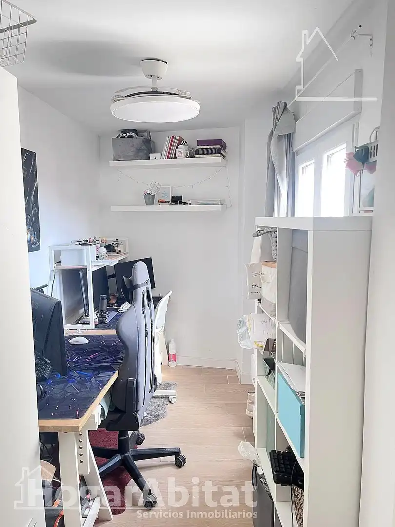 Habitación de Casa adosada en venta en Llíria con Aire acondicionado, Terraza y Trastero