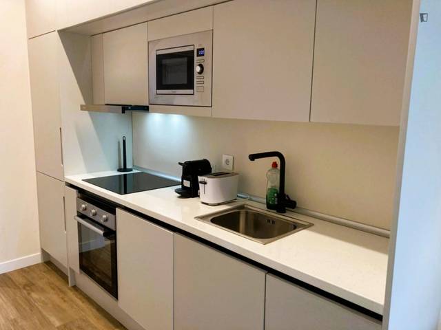 Apartamento en Alquiler en Hispanoamérica - Bernabéu