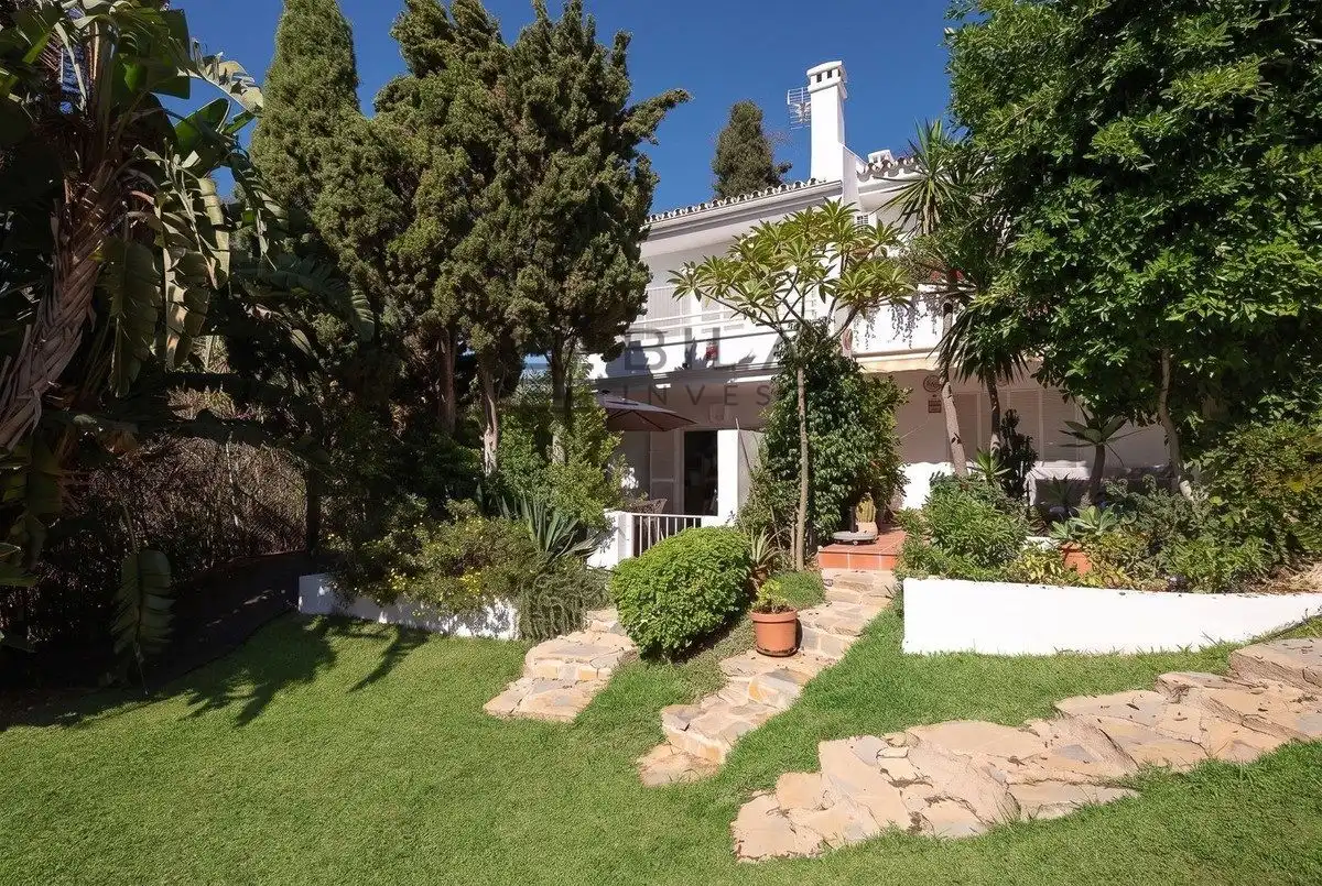 Reihenhaus mit Pool zum Verkauf in Urb. Villas en Artola Golf, imagen 8