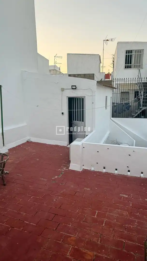 Vista exterior de Casa o xalet en venda en Isla Cristina amb Terrassa i Traster