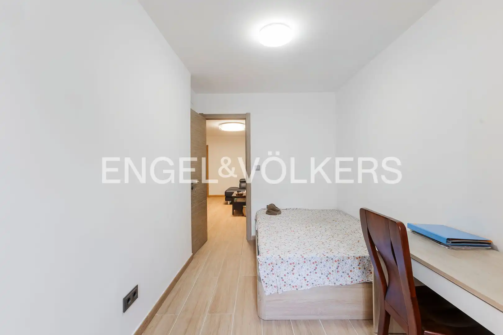 Dormitori de Casa o xalet en venda en Barcelona amb Aire condicionat, Calefacció i Terrassa