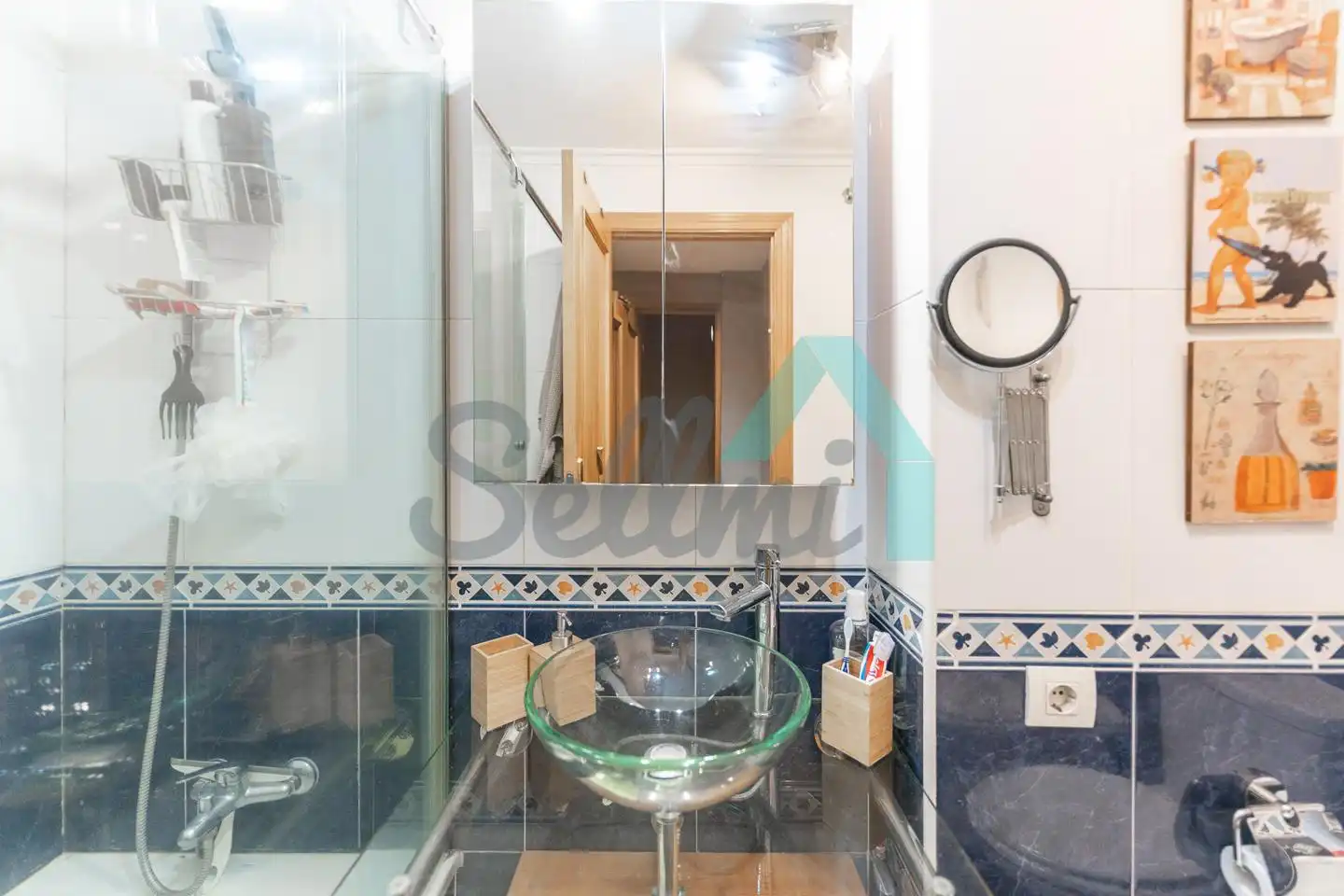 Baño de Piso en venta en Oviedo  con Calefacción, Parquet y Trastero