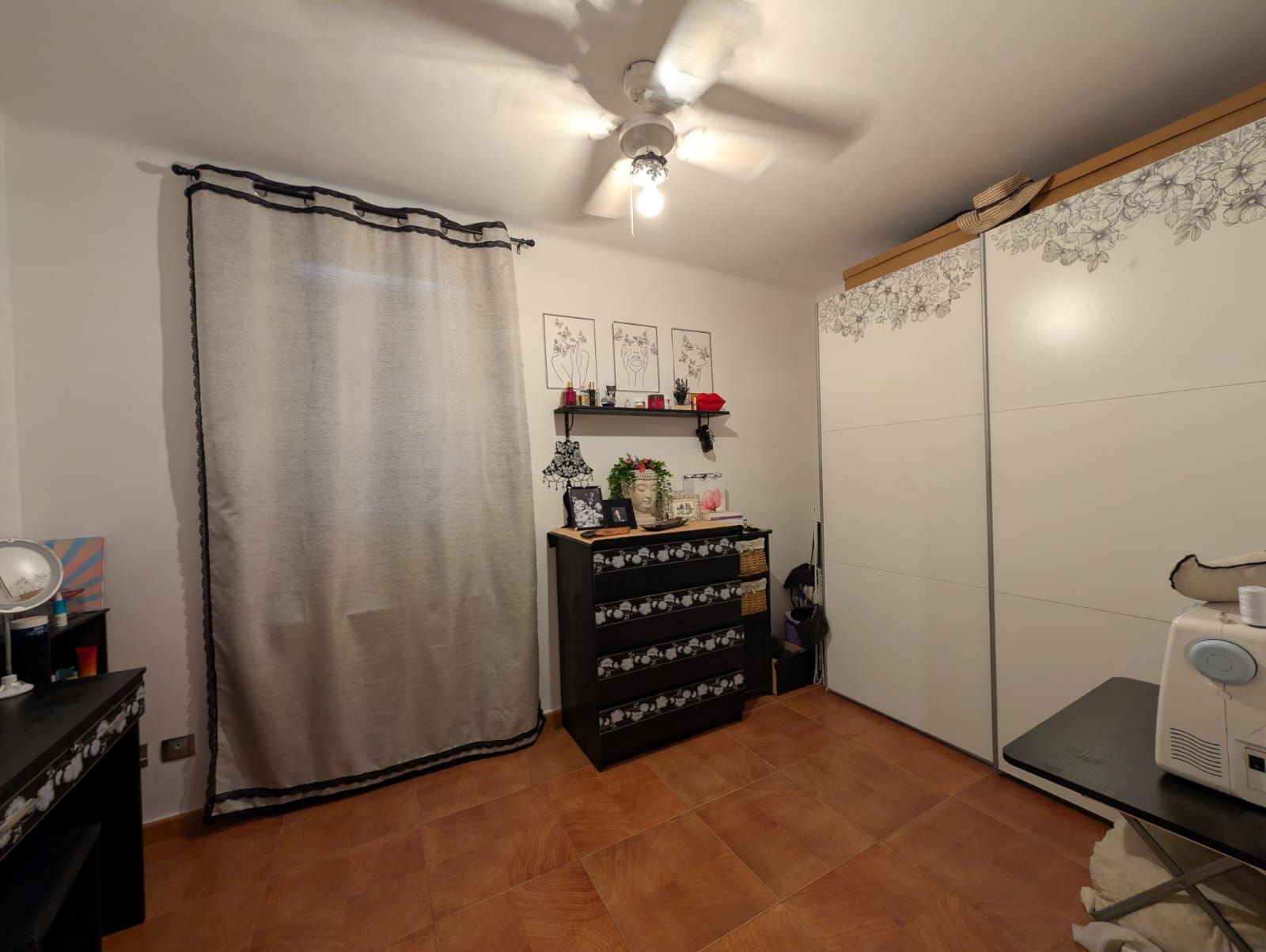 Flat for sale in Cornellà de Llobregat  with Heating and Balcony