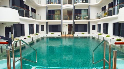 Foto 4 de Apartamento en venta en Sierra de Estepona - Avda. de Andalucía, Estepona
