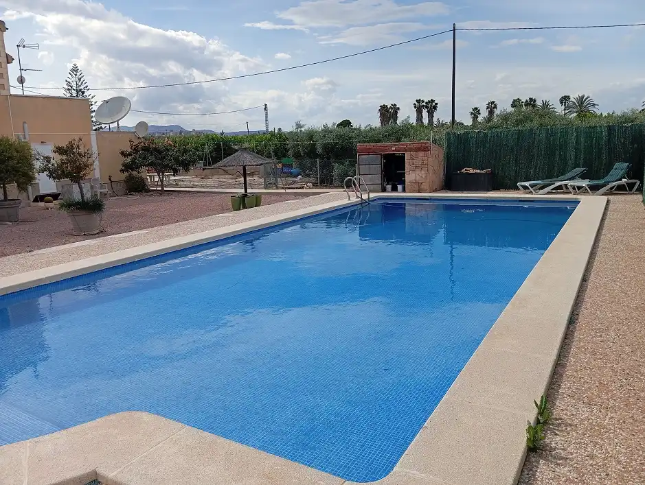 Piscina de Casa o chalet en venta en Elche / Elx con Jardín privado, Terraza y Piscina