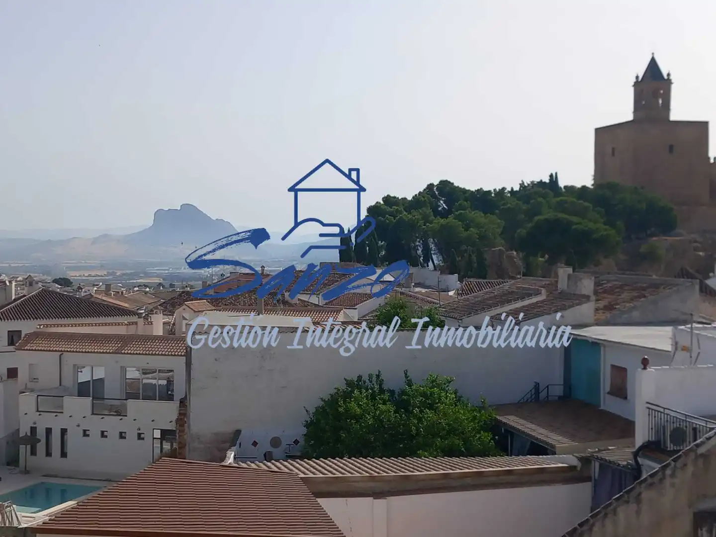 Casa amb terrassa en venda a Casco Histórico, imagen 2