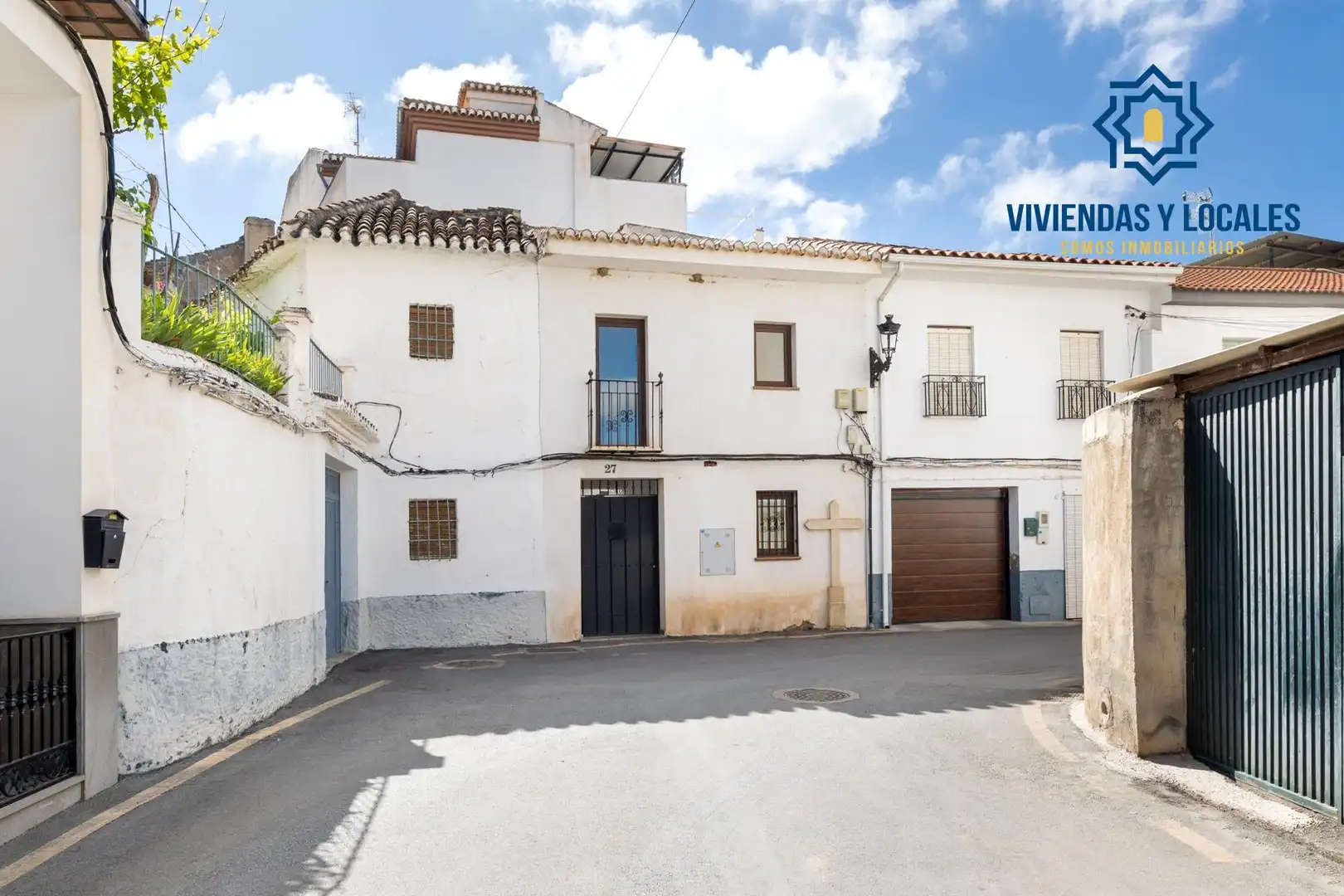 Exterior view of Attic for sale in Gójar  with Air Conditioner, Heating and Terrace