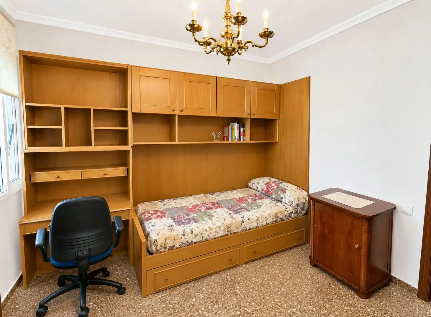 Bedroom of Flat for rent in Valencia  with Air Conditioner, Furnished and Oven