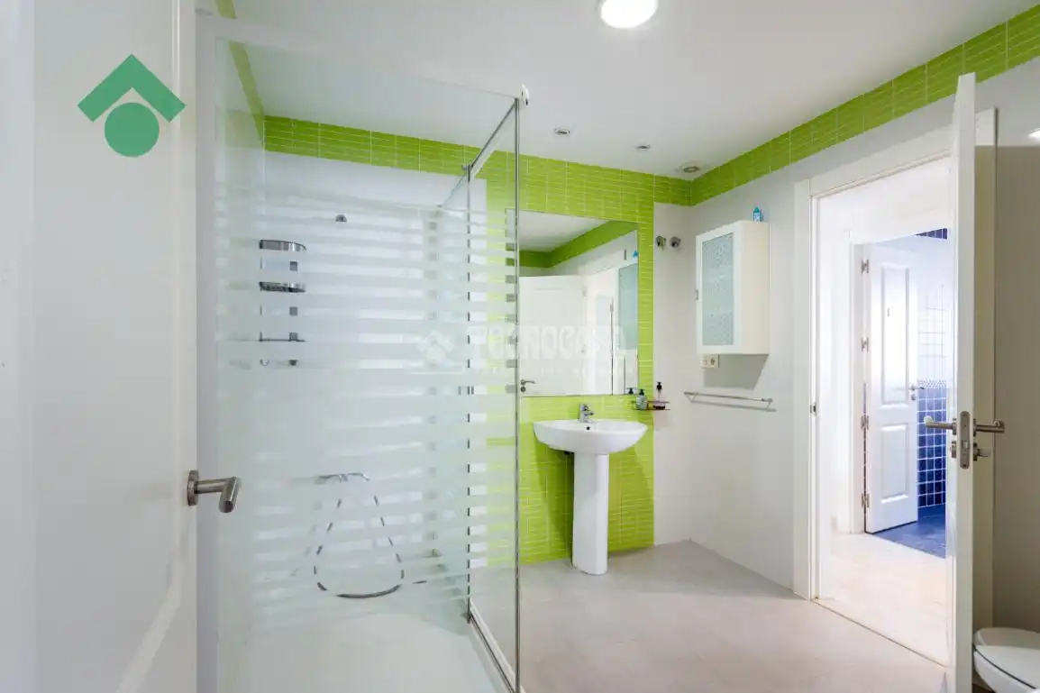 Baño de Casa o chalet en venta en Almuñécar con Jardín privado y Terraza