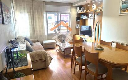 Sala d'estar de Pis en venda en Sabadell amb Aire condicionat, Calefacció i Parquet