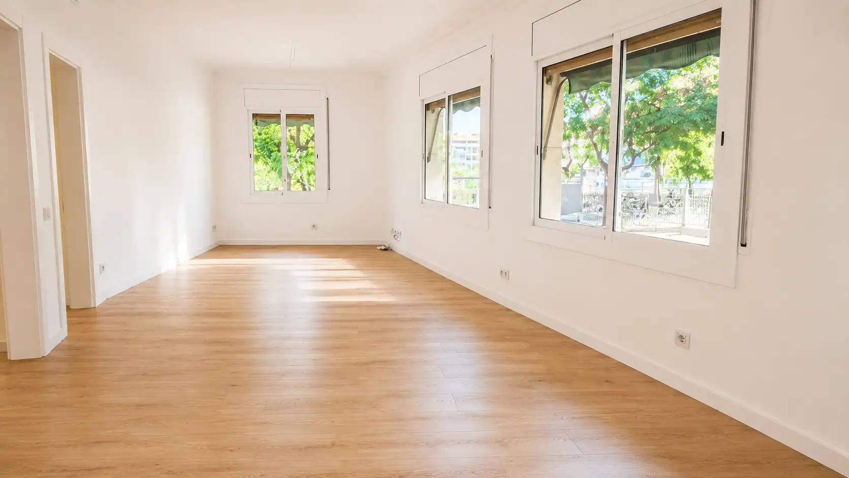 Sala d'estar de Pis en venda en Barcelona amb Aire condicionat, Calefacció i Forn