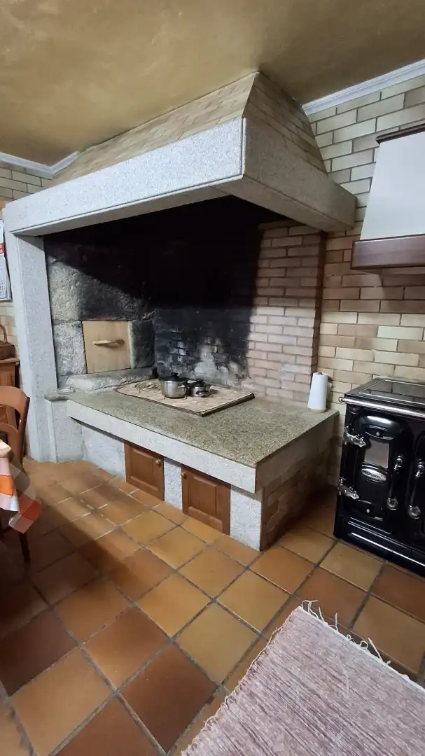Cocina de Casa o chalet en venta en A Pobra do Caramiñal con Aire acondicionado, Calefacción y Jardín privado