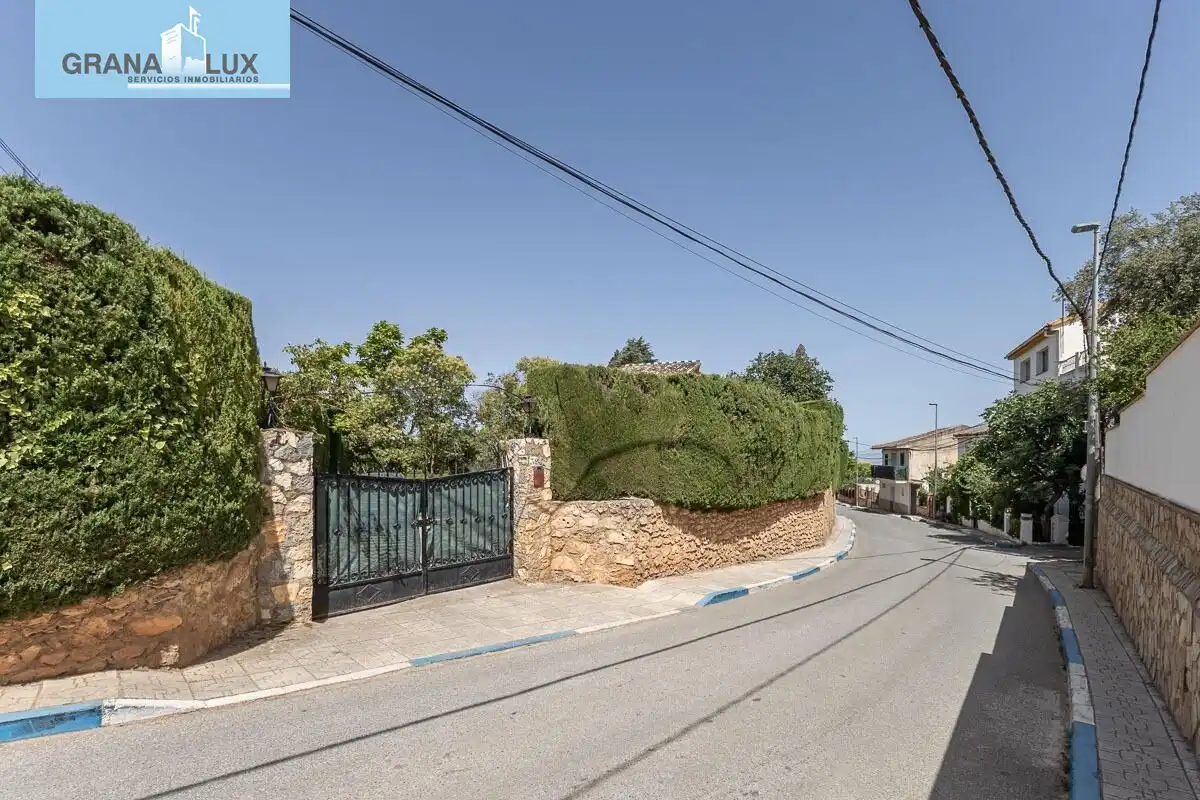 Casa con terraza en venta en Dílar, imagen 3